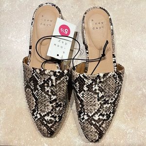 New Target snake skin pointed mules